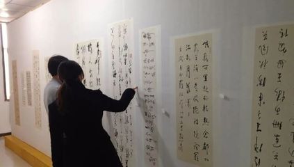 手握海内外博物馆2万余幅书画数字版权，南艺师兄妹独家研发复刻技术，还原度超98%